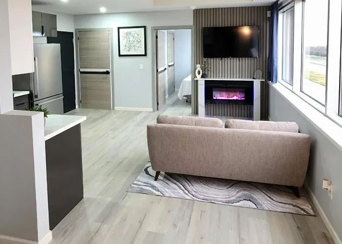 Modern Two Bedroom With Views 3*
